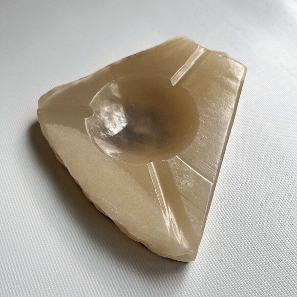 Vintage Natural Edge Carved Onyx Dish / Ashtray with Suede Backing - Picture 3 of 6